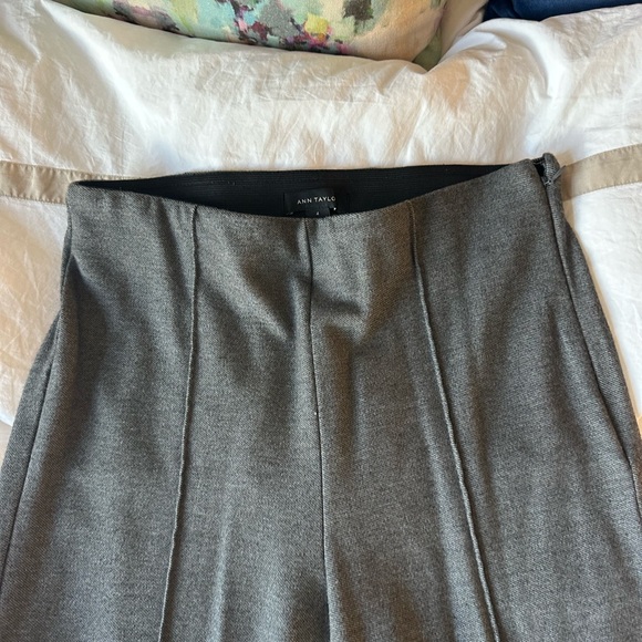Ann Taylor Gray Women's Trousers - Picture 5 of 7